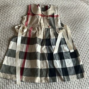 Girl’s size 7 dress. Like new!